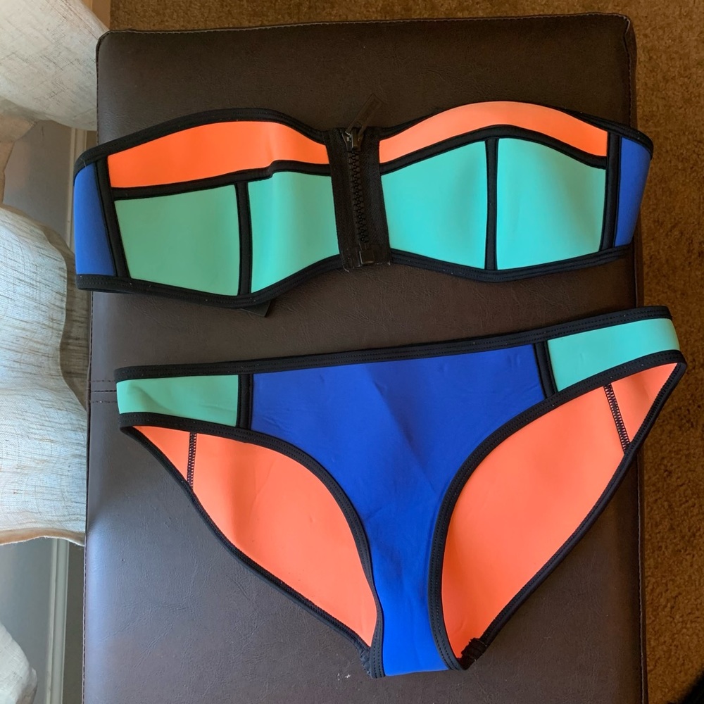 Triangl swimsuit, top-Medium, bottom-Large